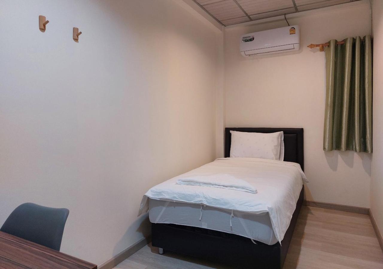 Chaiwat Hostel Μπανγκόκ Εξωτερικό φωτογραφία
